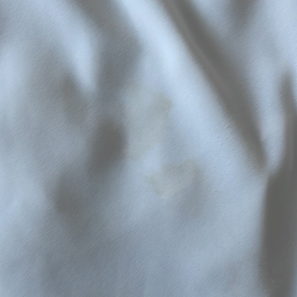 White button down camisole - Picture 3 of 4